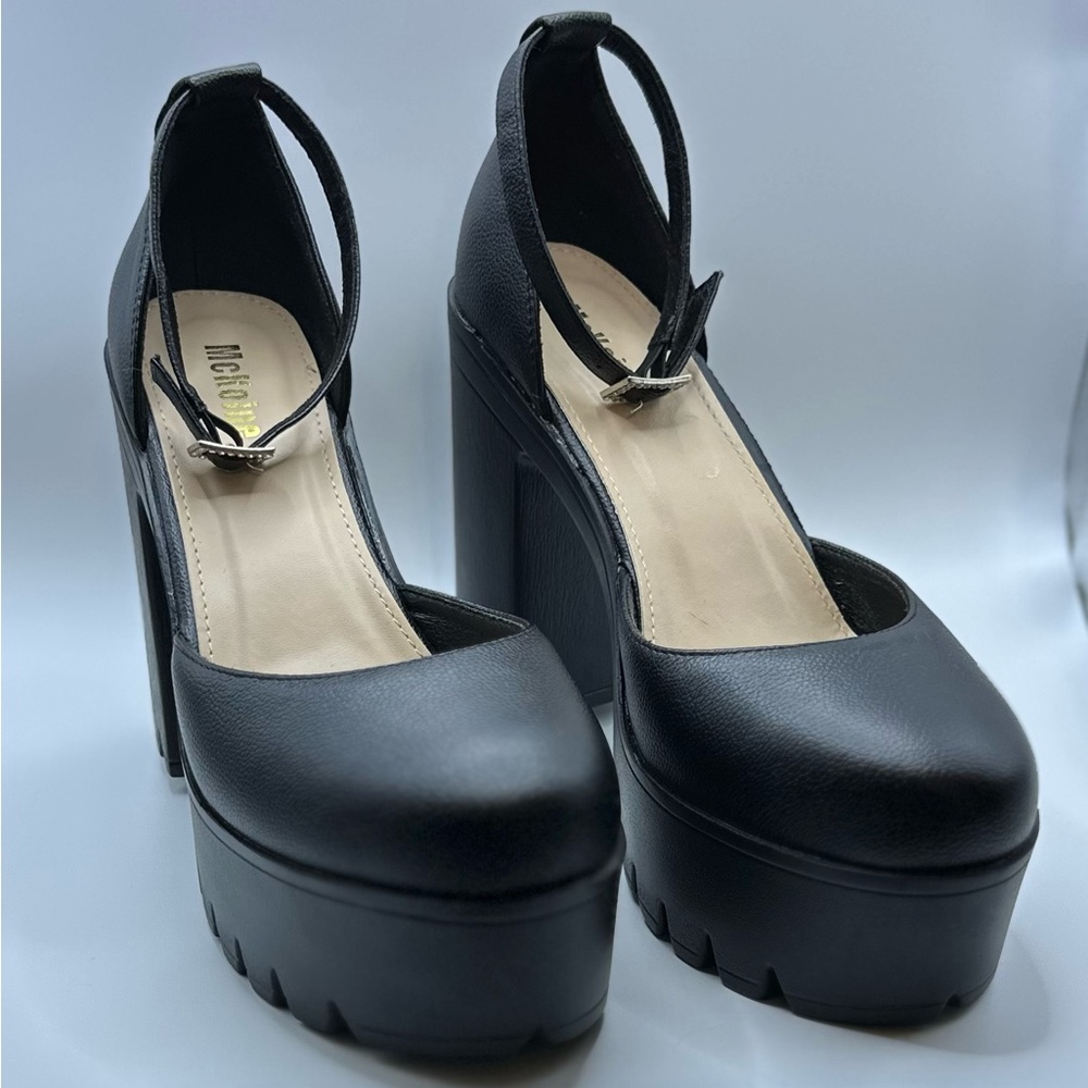 McKoine Ankle Strap Platform block Heels Like new Lightweight